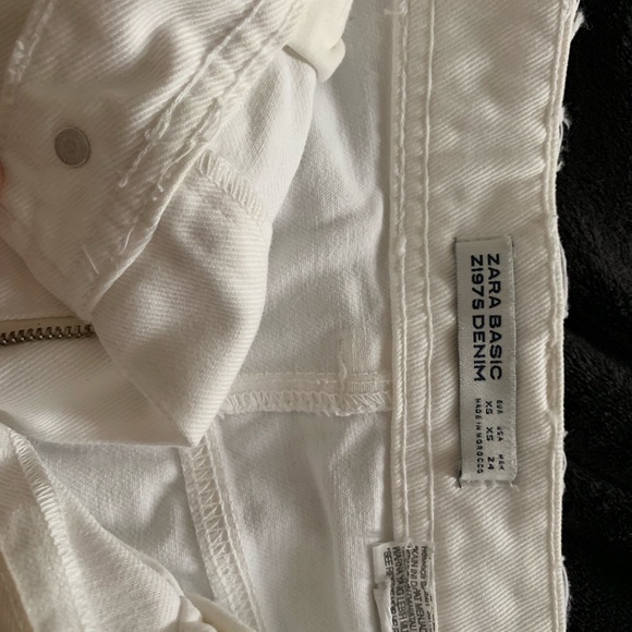 Jean Skirt - Picture 2 of 3